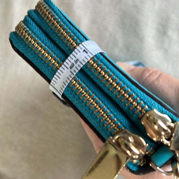 Turquoise kate spade Wristlet - Picture 8 of 8